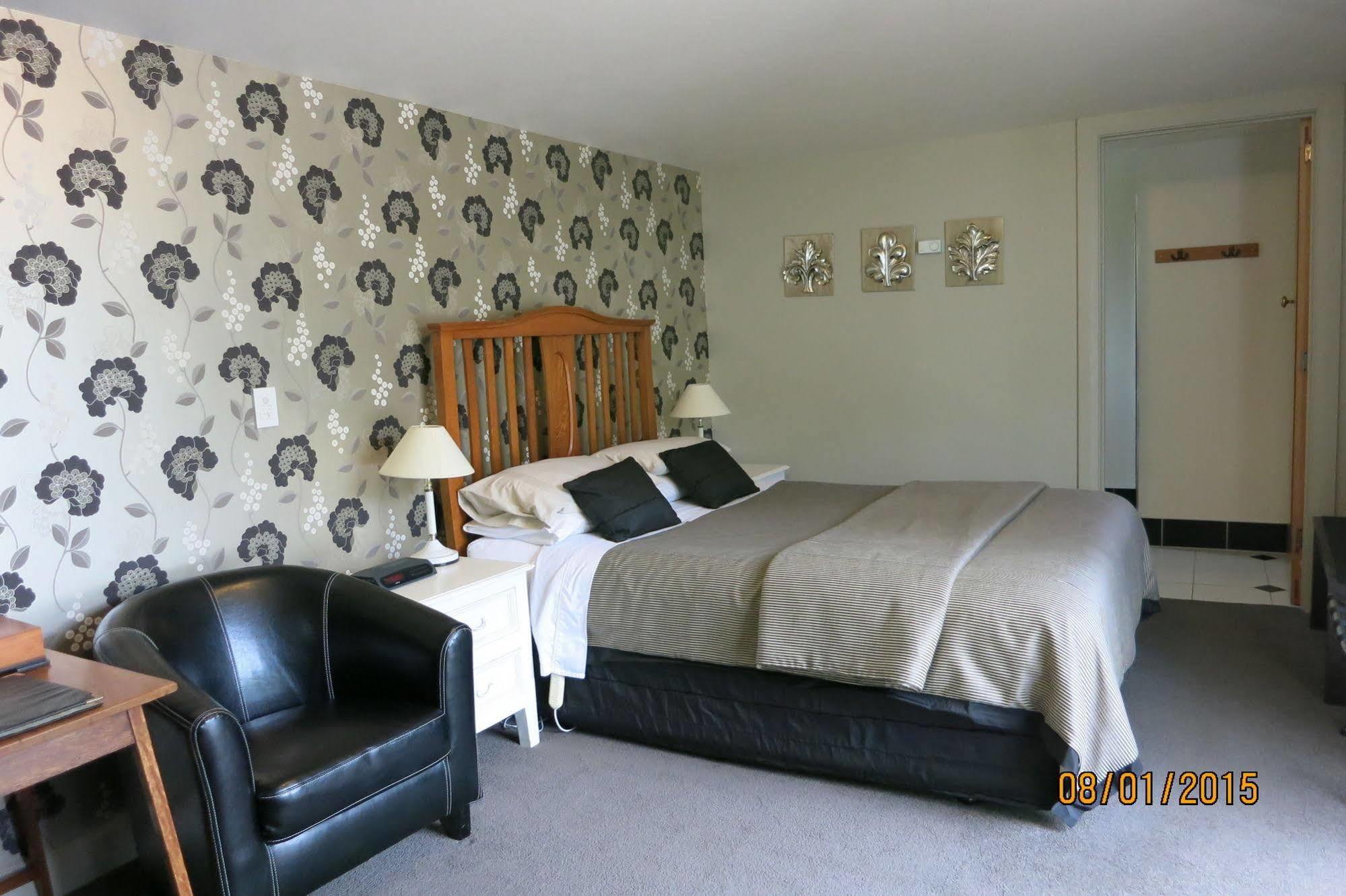 Cheltenham House Ханмер Спрингс Екстериор снимка