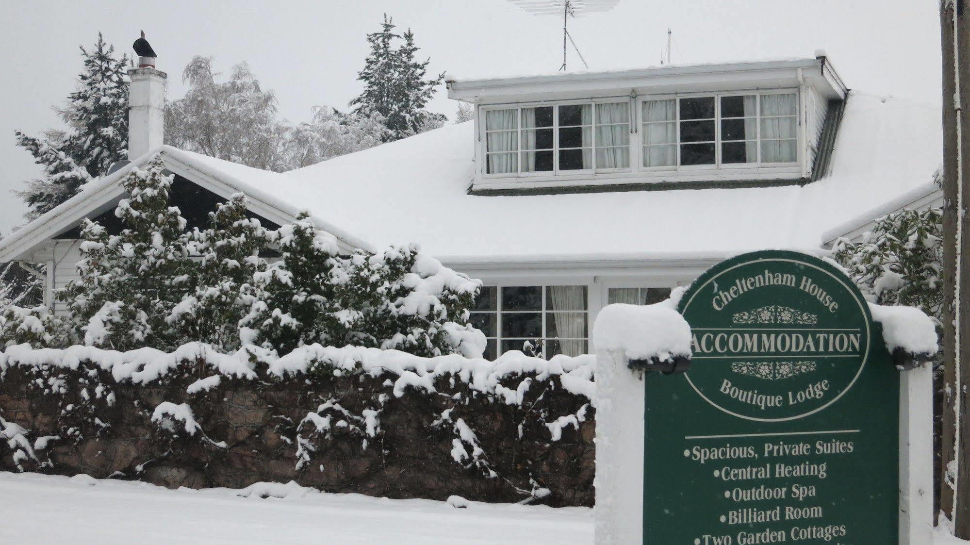 Cheltenham House Ханмер Спрингс Екстериор снимка